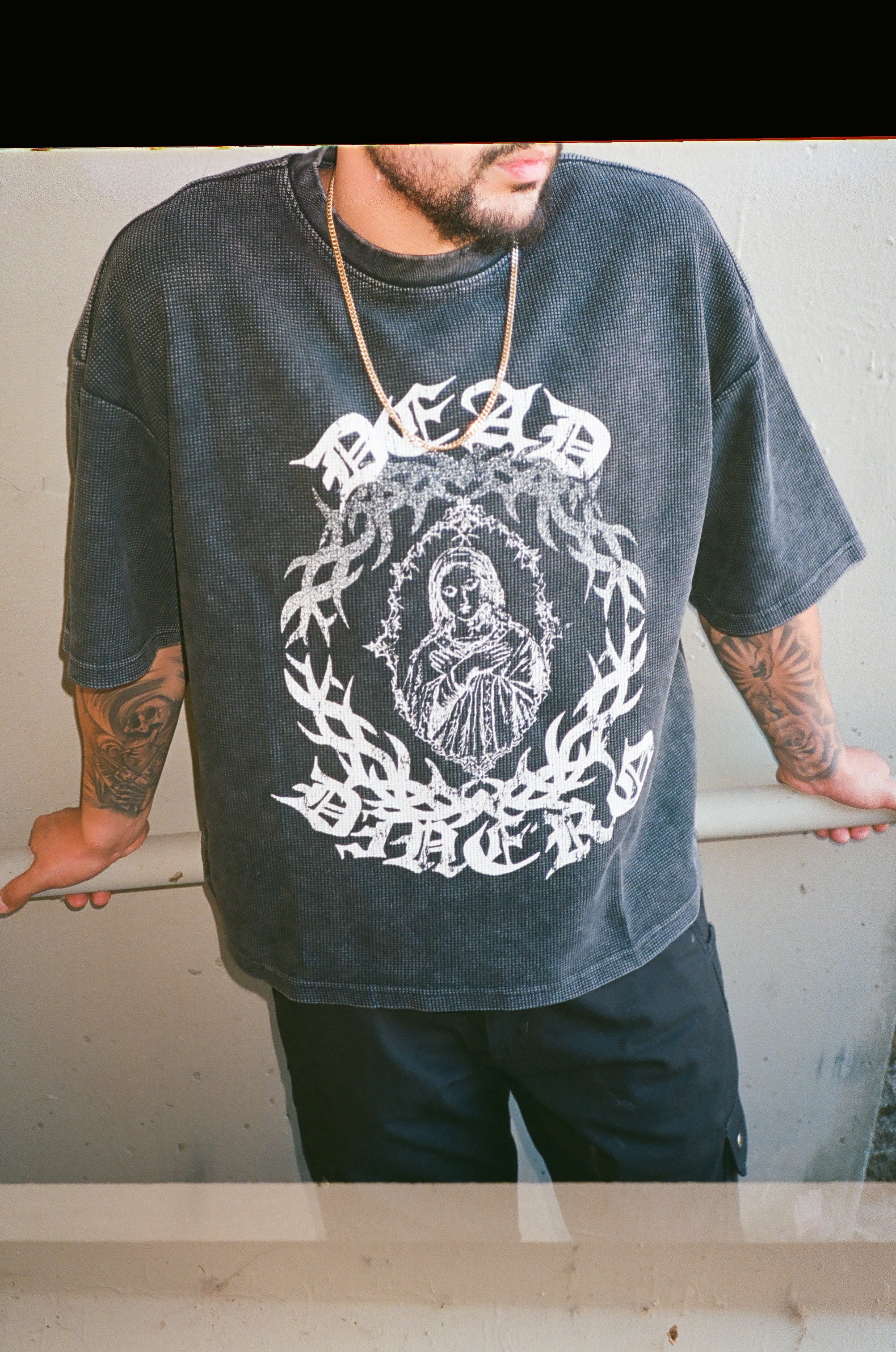 THORN EMBLEM CROPPED THERMAL T-SHIRT BLACK